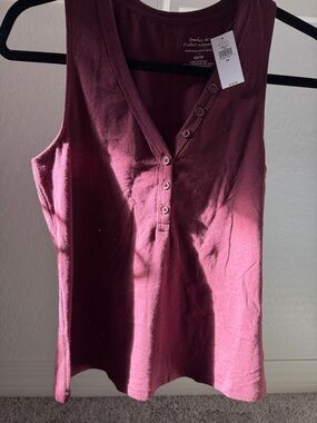 Banana Republic Sleeveless Henley Tank Top - Burgundy Wine